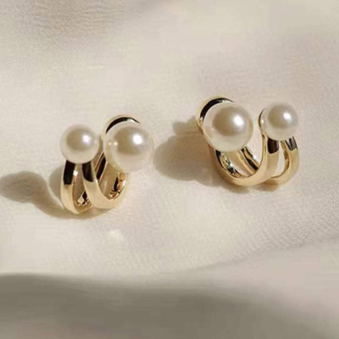 Unique pearl earrings 