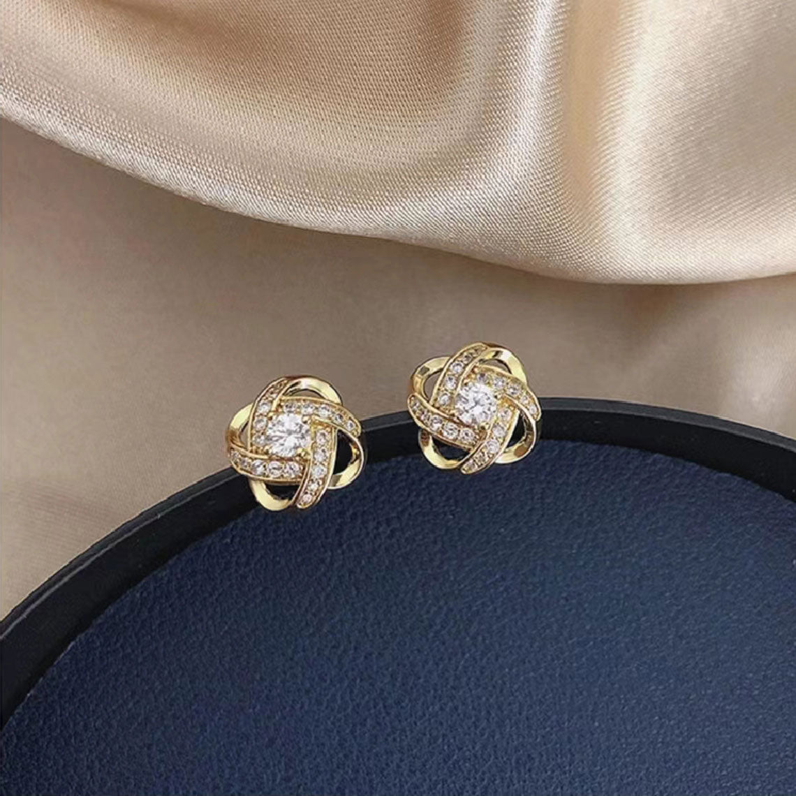 French style diamond flower earrings