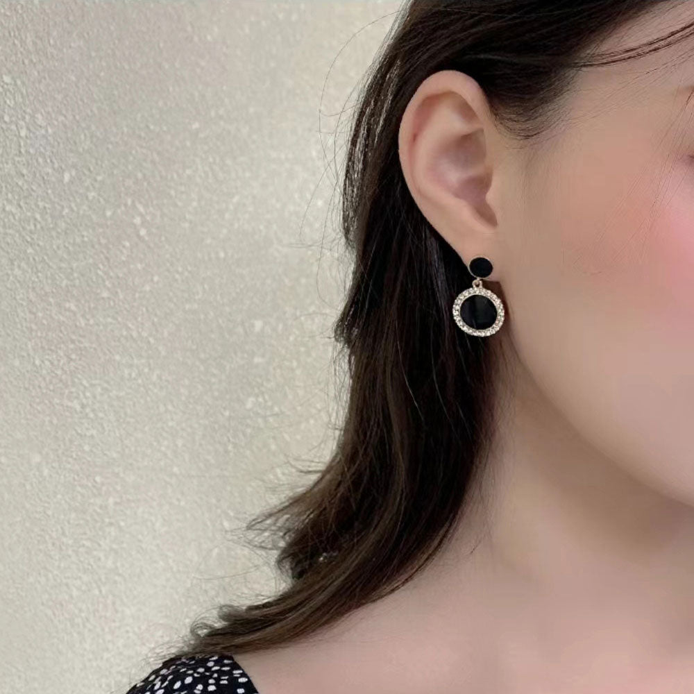 Korean style black round earrings 