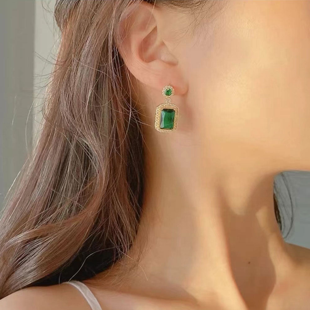 French style vintage emerald earrings 