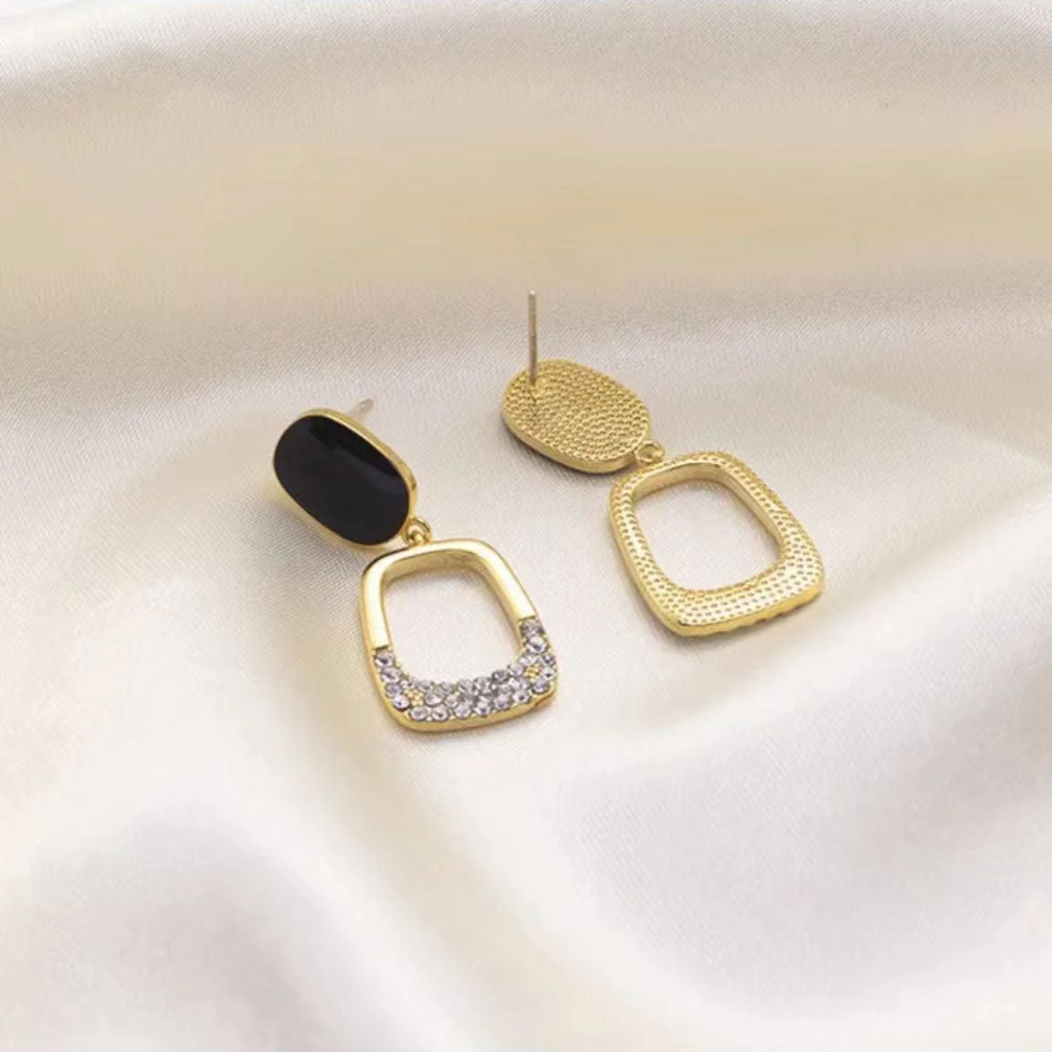 Unique Korean style geometric earrings 