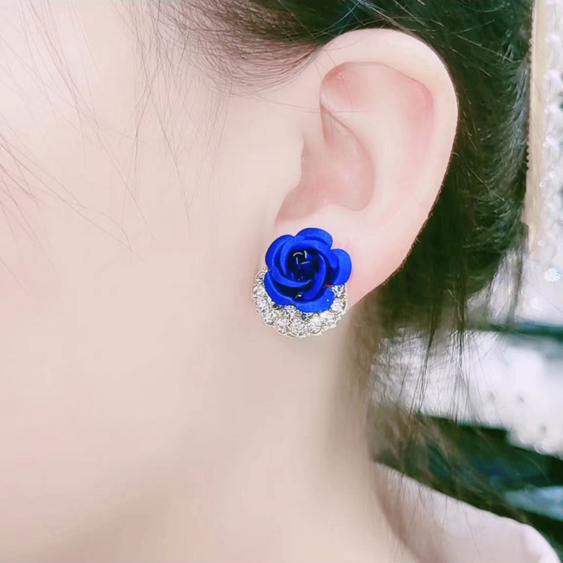 Beautiful rose earrings