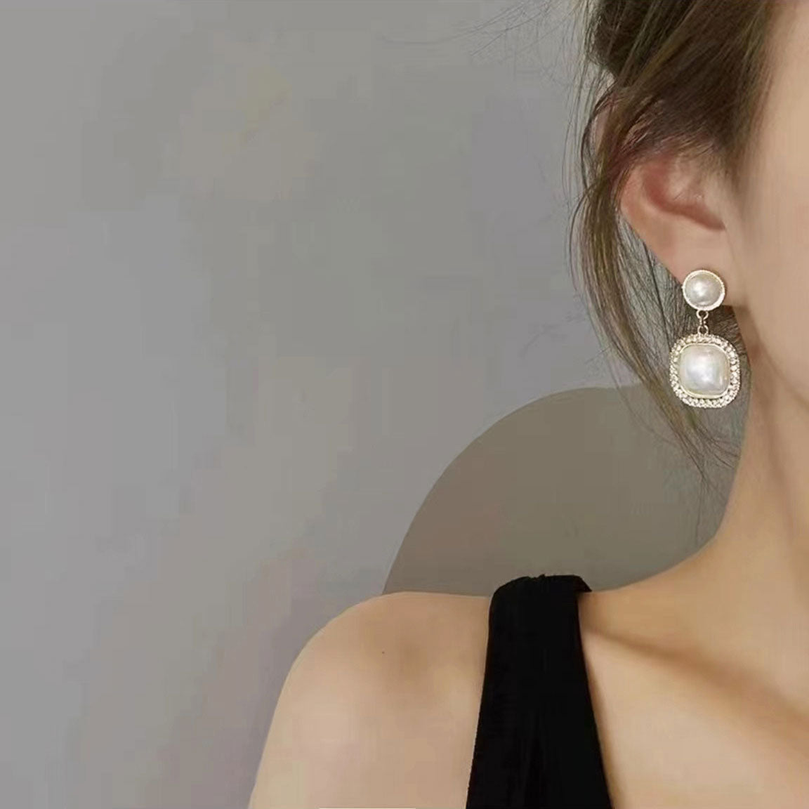 French style luxury pearl earrings