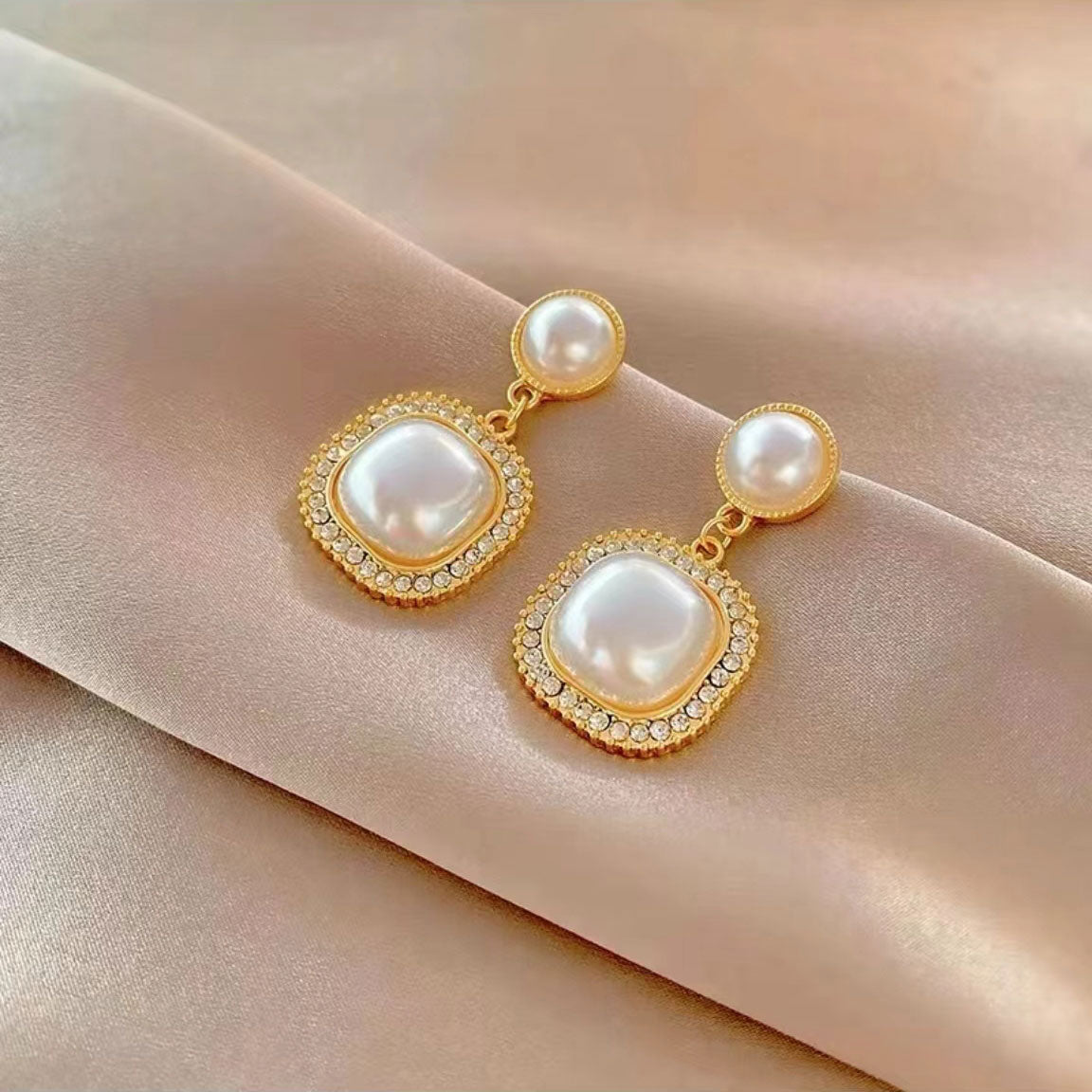 French style luxury pearl earrings