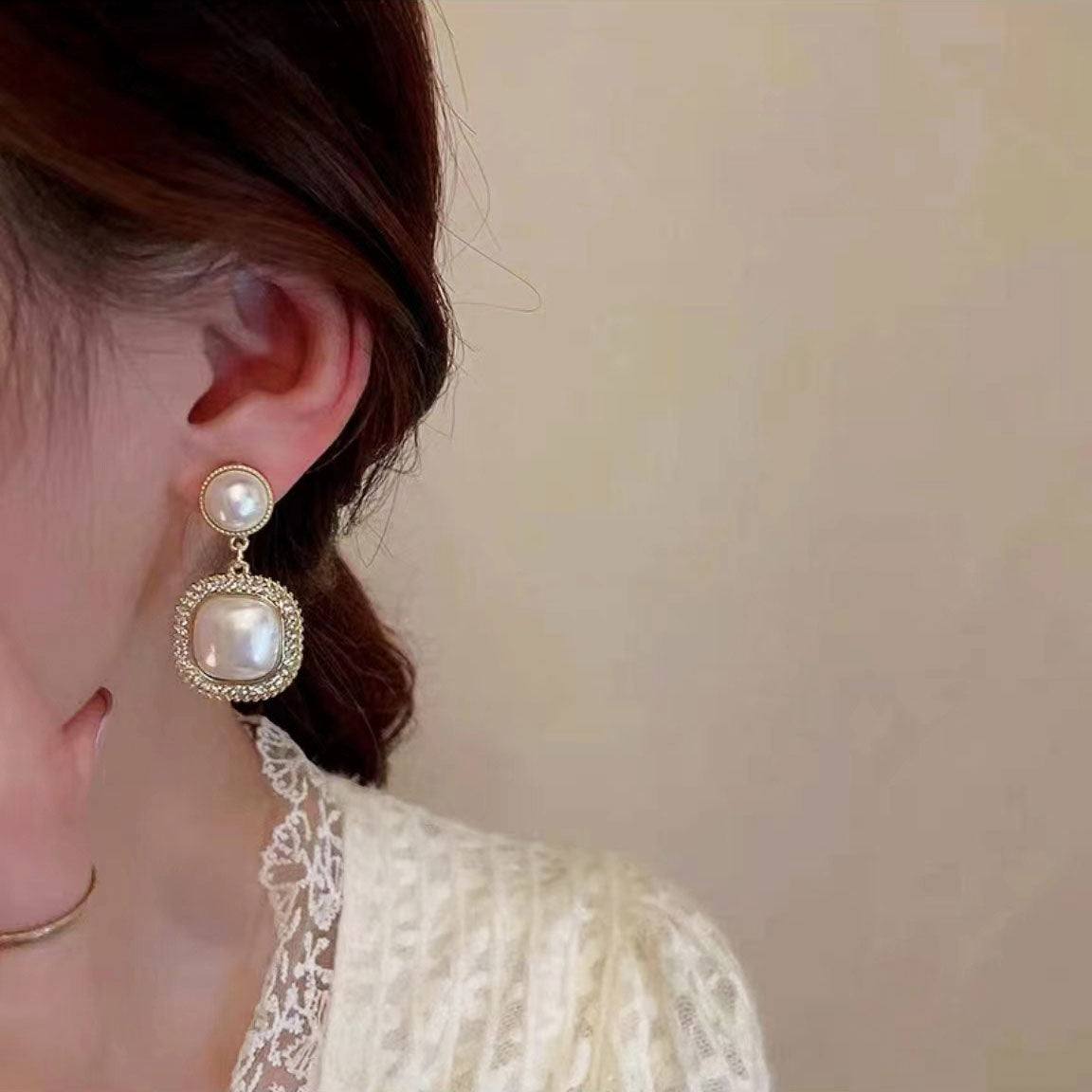 French style luxury pearl earrings