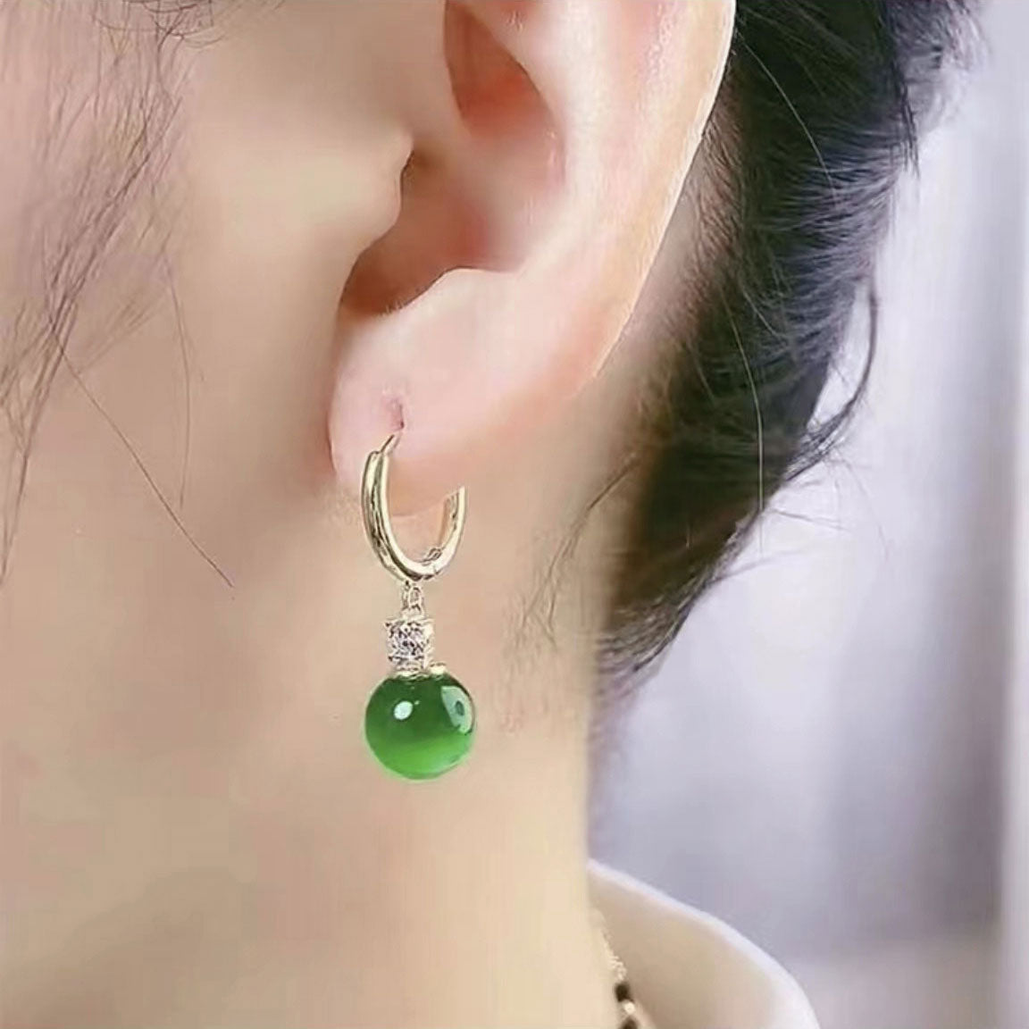 Cute Emerald Cat Eye Earrings 