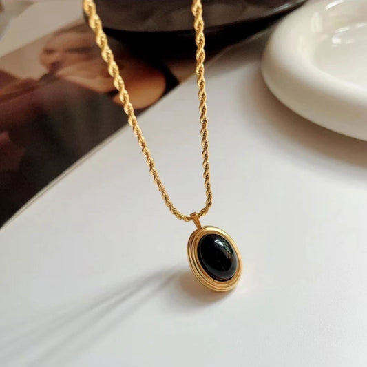 French style black gemstone necklace