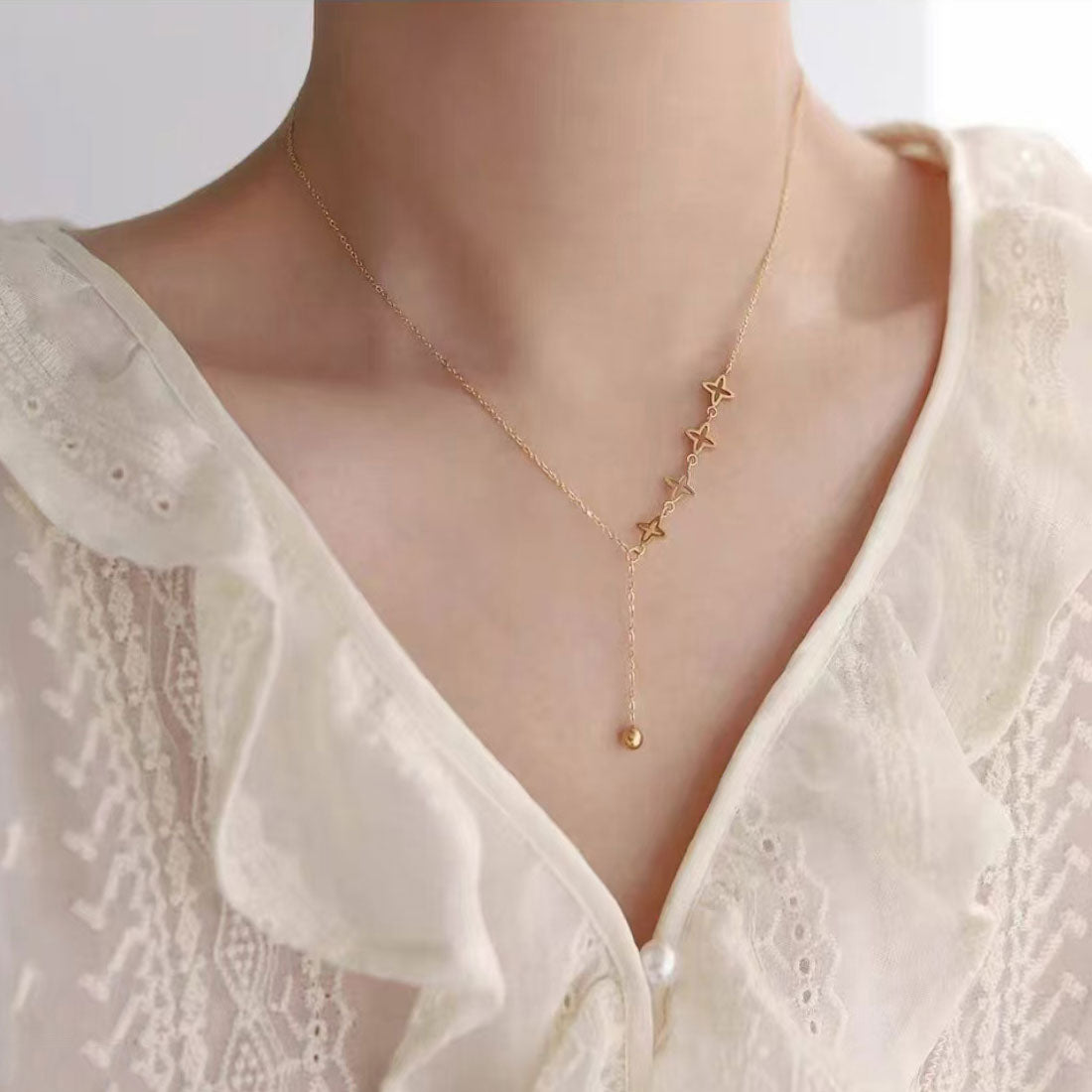 Hollow Star Tassel Necklace