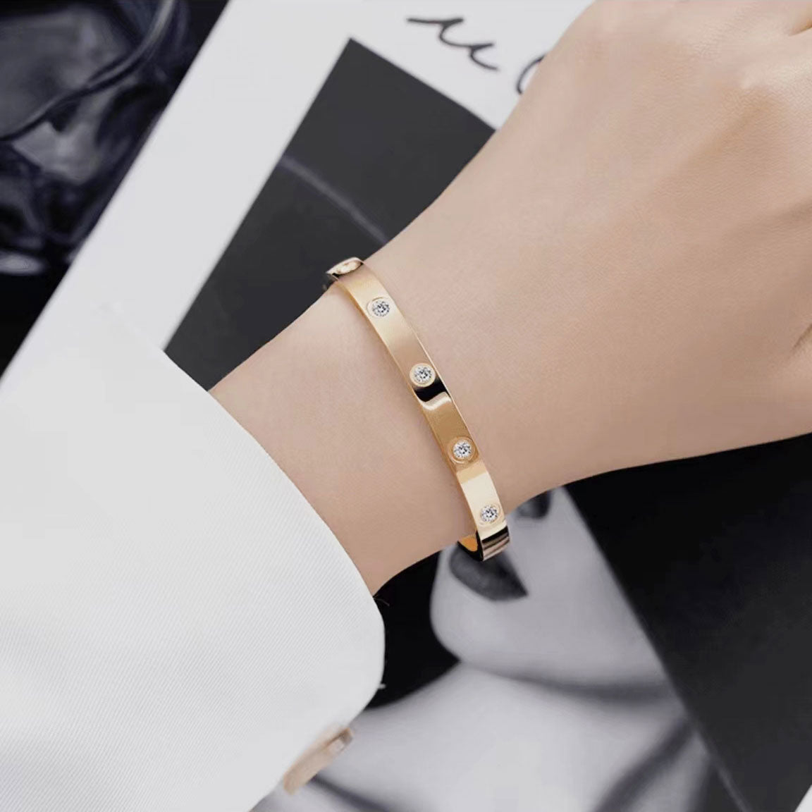 French style luxury titanium bracelet